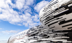 Custom paint on Global by Duncan Aviation